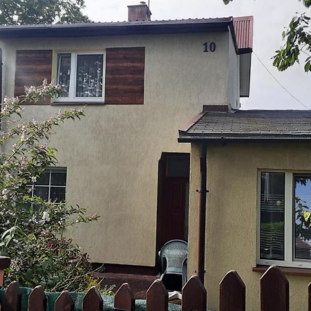Dom Wakacyjny U Mirka Ustka Exterior photo