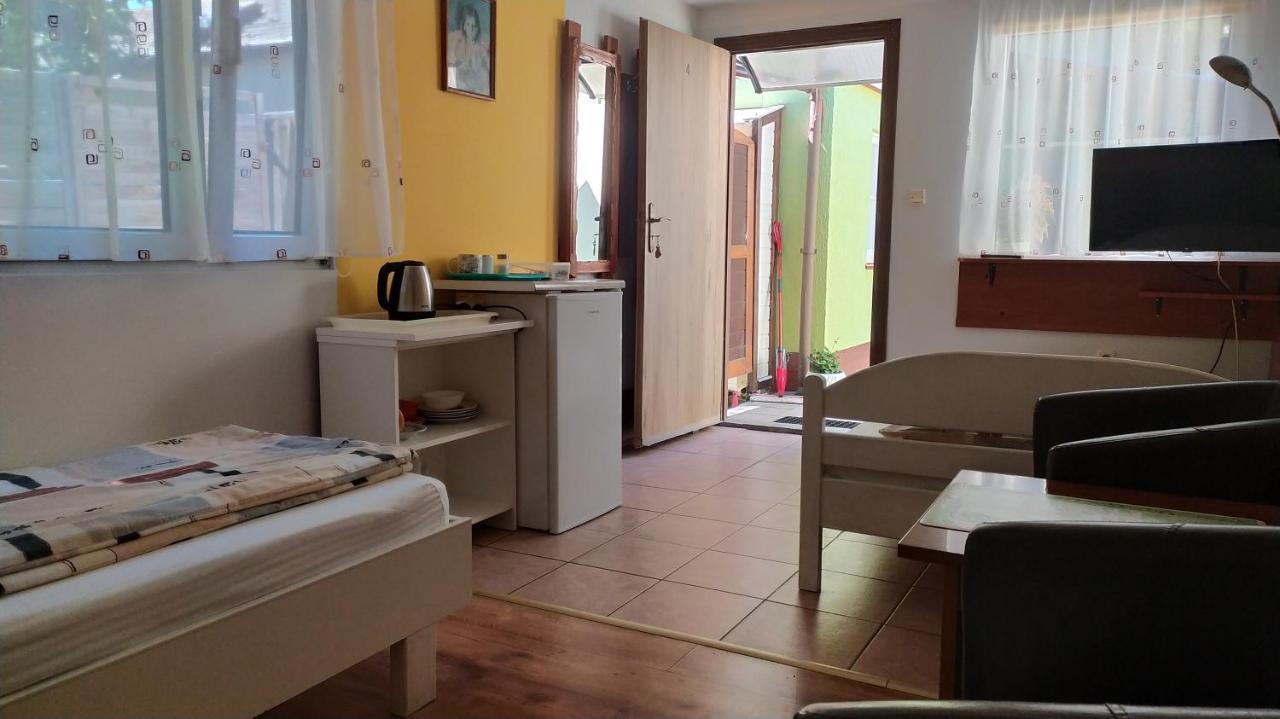 Dom Wakacyjny U Mirka Ustka Exterior photo